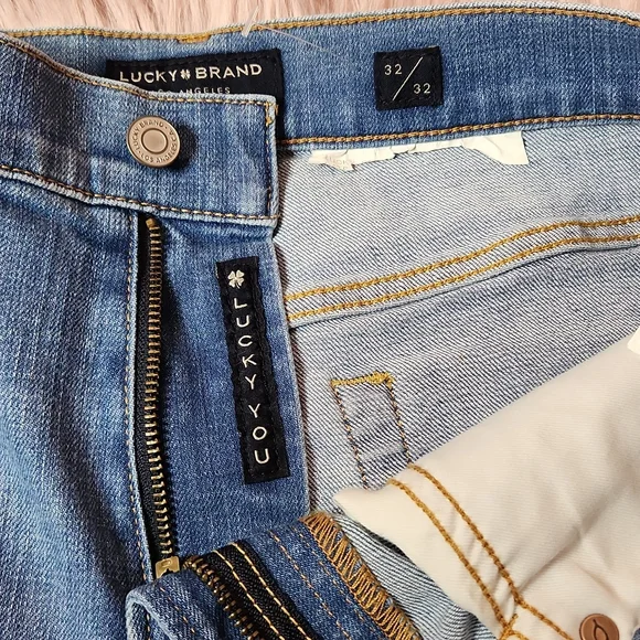 Lucky Brand 121 Slim Straight Distressed Jeans